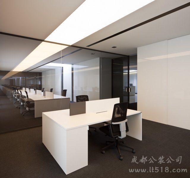 成都現(xiàn)代辦公室裝修風(fēng)格哪家工裝裝修公司好？