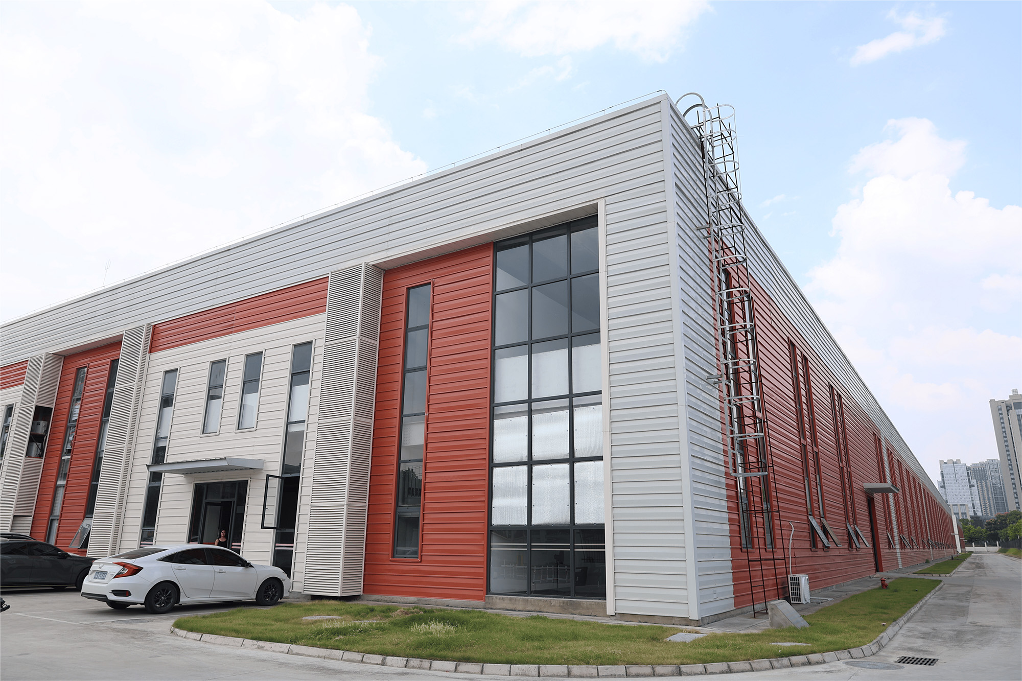 成都廠房重新裝修超過多少平方需要報(bào)建？